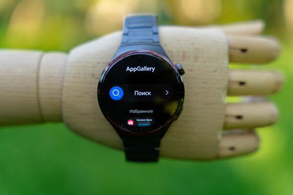 Титан делает лучше любые часы — смотрите сами. Обзор HUAWEI WATCH 4 Pro в космическом дизайне