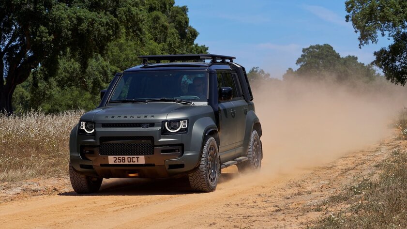 635 лошадей и 4,0 секунды до сотни: Land Rover представил невероятно мощный Defender
