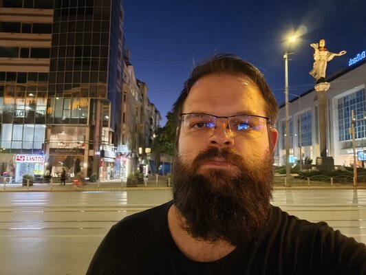 Обзор CMF Phone 1 от Nothing — разбираемый (!) дешевый смартфон без явных недостатков