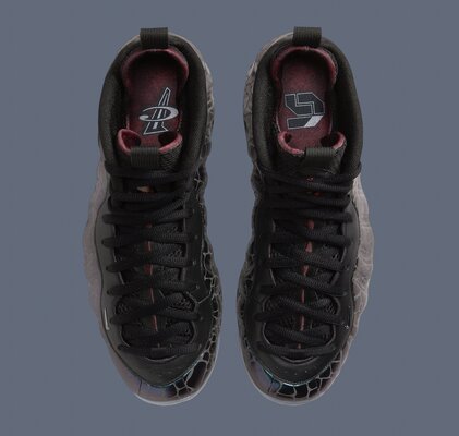 Коллаборация года: Nike представила кроссовки в стиле файтинга Tekken