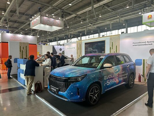 Evolute начинает серийный выпуск в России гибридного кроссовера i-SPACE