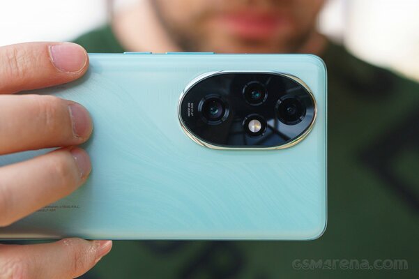 Анонимный источник рассекретил стоимость Honor 200 и 200 Pro в России