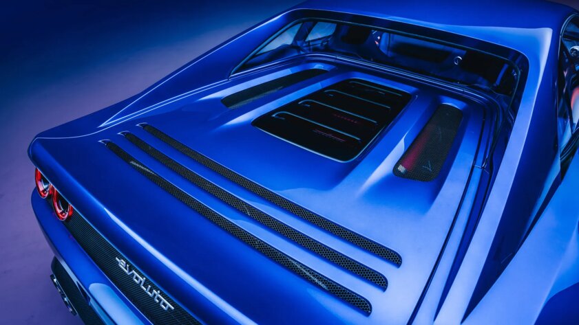 Представлен рестомод легендарной Ferrari F355: всего будет выпущено 55 автомобилей