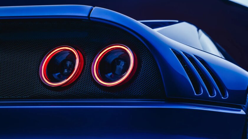 Представлен рестомод легендарной Ferrari F355: всего будет выпущено 55 автомобилей