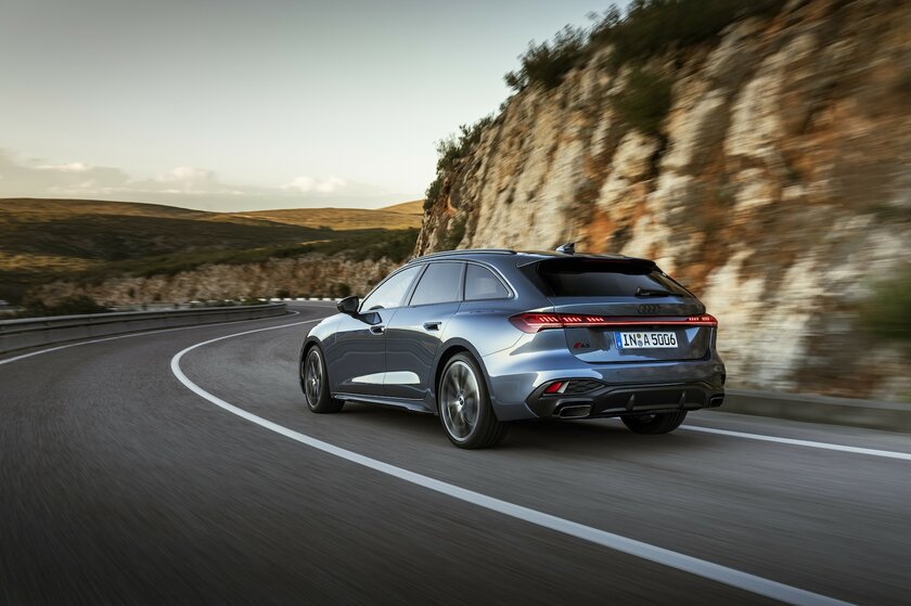 Три экрана, дерзкий кузов и слабые моторы: Audi представила модели A5
