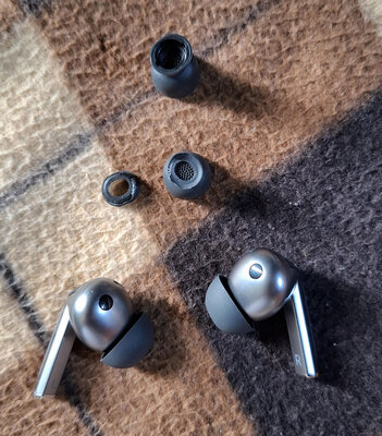 Samsung отзывает наушники Galaxy Buds 3 и Galaxy Buds 3 Pro из-за большого количества проблем