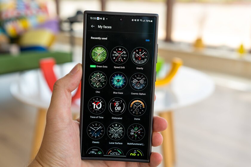 Не нравились смарт-часы, но эти почти как классика. Обзор живучих OnePlus Watch 2R с двумя ОС — Прошивка и производительность. 4