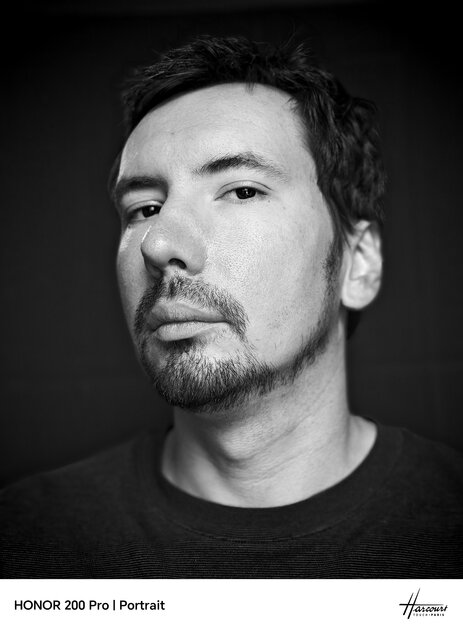 Портретная съёмка в домашних условиях: нужен только смартфон и немного фантазии
