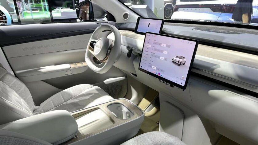 EXLANTIX расширит линейку автомобилей на российском рынке: к релизу готовится городской кроссовер