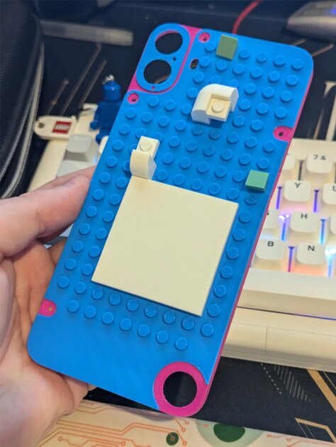 Корпус смартфона из LEGO — почему бы и нет? Одна из работ конкурса на создание крышки для CMF Phone 1