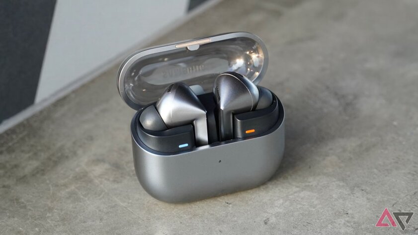 Копия AirPods Pro 2 от Samsung — не спешите делать выводы. Обзор Galaxy Buds3 Pro — Дизайн. 1