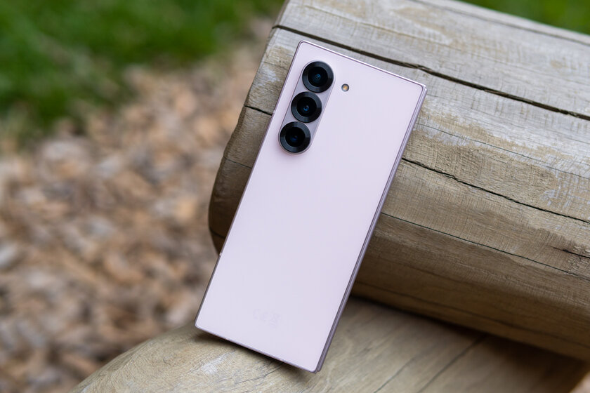 Складные смартфоны стали удобнее — наконец-то! Обзор Galaxy Z Fold6 — Отзыв спустя месяц использования. 1