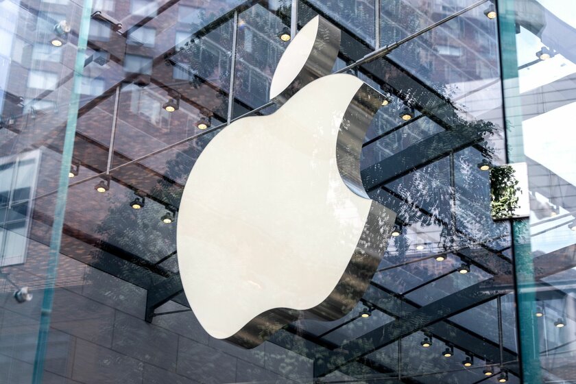 СМИ: Apple разрабатывает домашнего робота с «рукой» и встроенным iPad