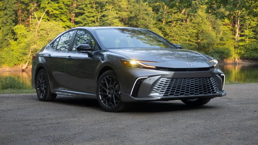 Мечта любого (почти) автомобилиста. Обзор Toyota Camry 2025 года — Отзыв. 1