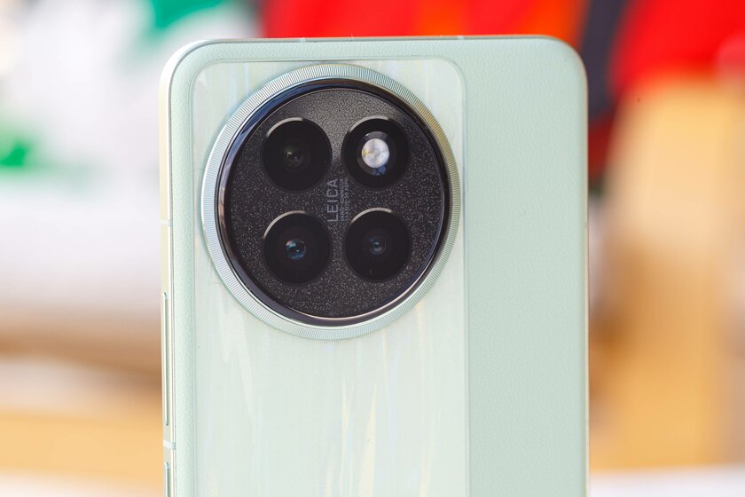 Xiaomi подсмотрела за FE-смартфонами Samsung? Обзор странного Xiaomi 14 Civi — Дизайн. 3