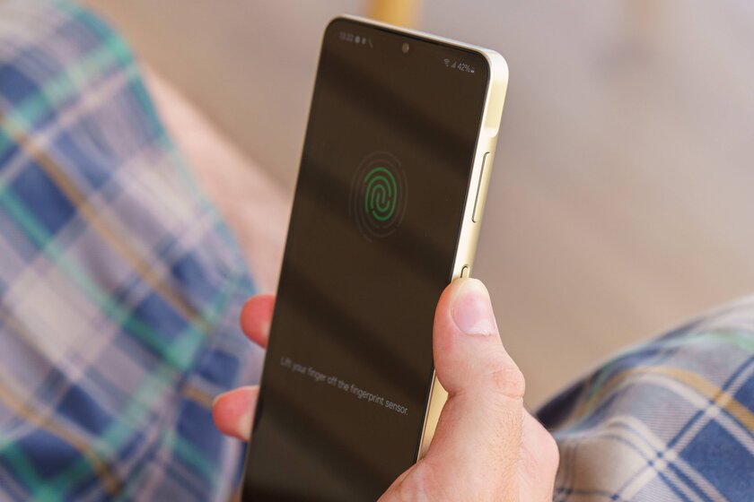 На что способен самый дешёвый А-фон от Samsung, конкурирующий с «китайцами»? Обзор Galaxy A06 — Дизайн. 10
