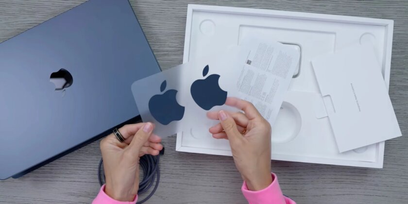 Экономия достигла абсурда: в коробках с iPhone 16 не будет фирменных наклеек с яблочком