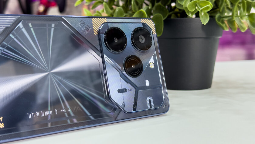 Рейтинг лучших смартфонов до 30000 рублей: какой купить в 2024 — 5. Tecno POVA 6 Pro (12/256 ГБ). 2