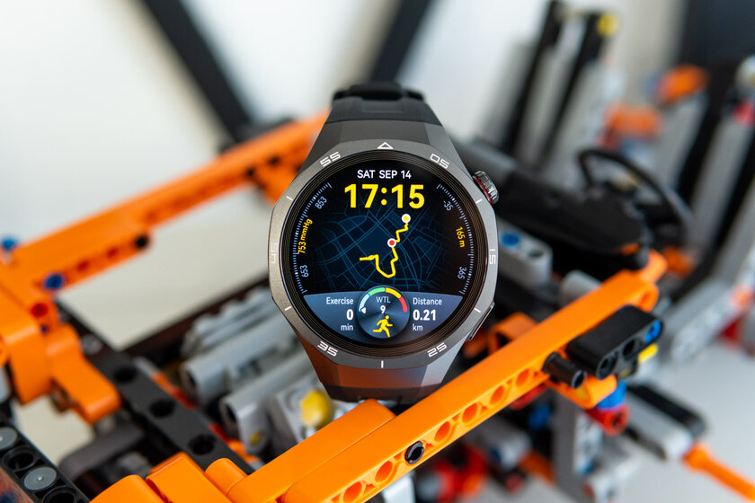 Идеал: внутри умные часы, а снаружи — классика. Обзор HUAWEI WATCH GT 5 Pro