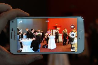 MWC 2014: живые фотографии флагмана Samsung GALAXY S5
