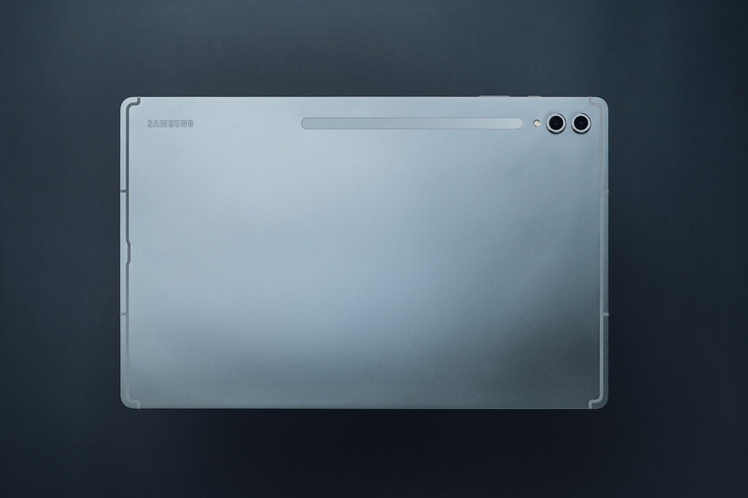 Планшет с экраном, которому позавидуют даже ноутбуки? Обзор Samsung Galaxy Tab S10 Ultra — Дизайн корпуса. 2