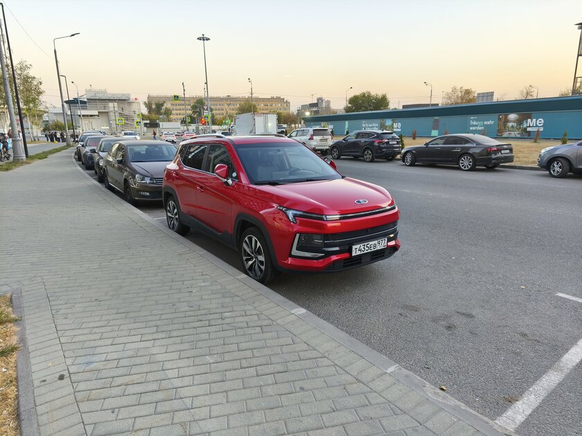 Этот Xiaomi разрывает шаблоны — намного дешевле конкурентов, но не хуже. Обзор Xiaomi 14T — Камеры. 7