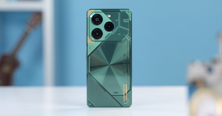 Рейтинг лучших смартфонов до 15000 рублей: какой купить в 2024 — 2. TECNO POVA 6 NEO (8/128 ГБ). 1