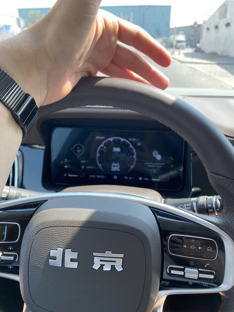 За свои деньги этого автомобиля много, очень много. Знакомлюсь с BAIC BJ60