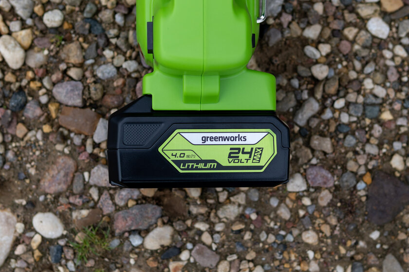 Обзор Greenworks G24JACK: меняем колёса быстро и без усилий с гидравлическим домкратом — Внешний вид. 8