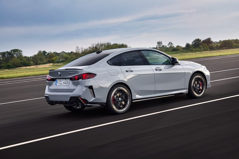 BMW представила новое поколение 2 Series Gran Coupe: с более мощным мотором и свежим кузовом