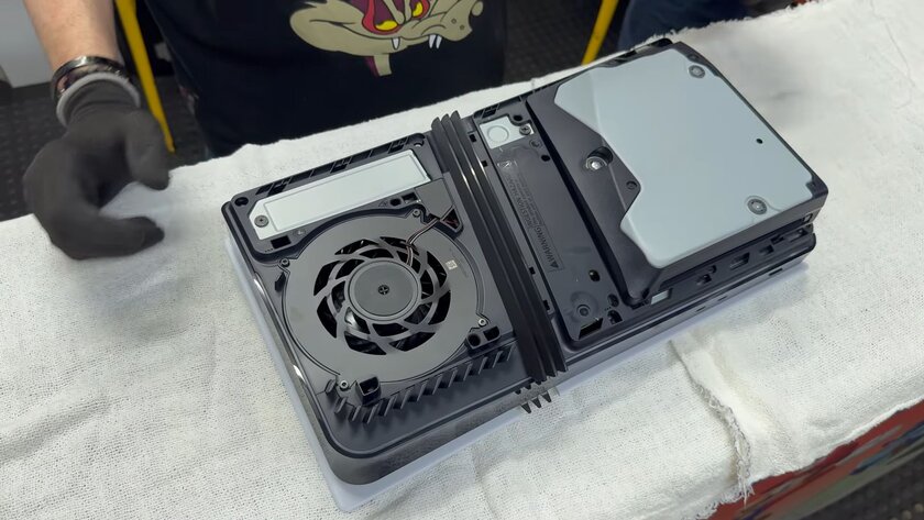 В PlayStation 5 Pro оказалось 2 ГБ скрытой памяти: раскрыты полные характеристики