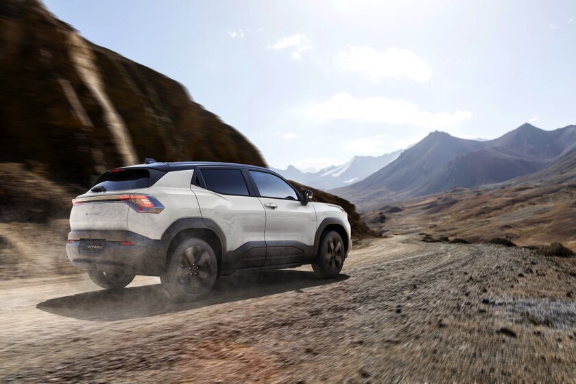 Suzuki представила электрический кроссовер eVitara: первый в истории бренда
