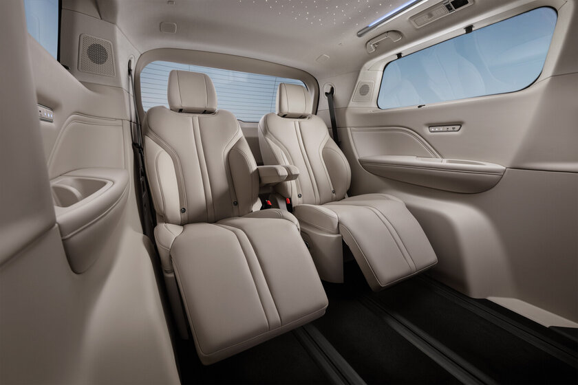 К релизу в России готовится роскошный минивэн WEY 80 от Great Wall Motor