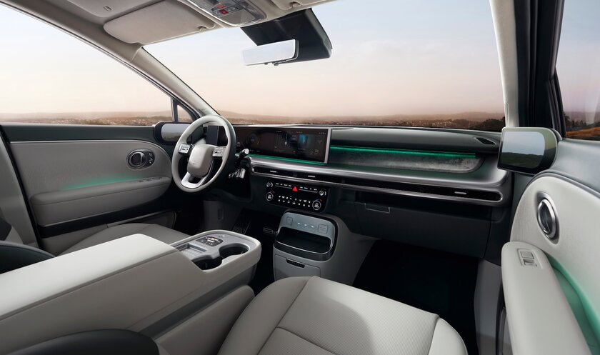 Быстрая зарядка и скромный руль: Hyundai представила электрокар IONIQ 9