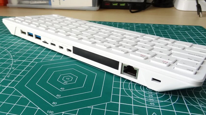 Компьютер внутри клавиатуры! Обзор дешёвой Raspberry Pi 500 с полноценной Pi 5 внутри — Дизайн. 5