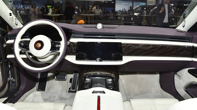 Премиальный бренд Hongqi готовит сразу три новых модели для российского рынка