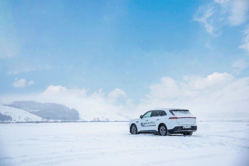 Тесты доказали: премиальный кроссовер EXLANTIX ET не боится больших морозов