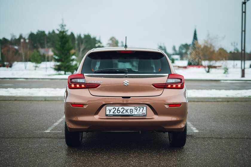 Простота и понятность. Обзор Suzuki Baleno