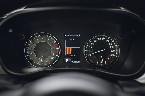 Простота и понятность. Обзор Suzuki Baleno