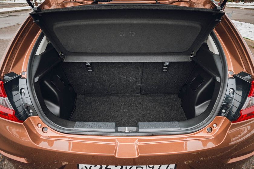 Простота и понятность. Обзор Suzuki Baleno