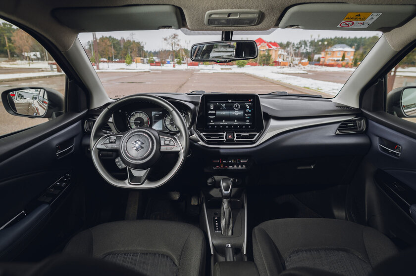 Простота и понятность. Обзор Suzuki Baleno