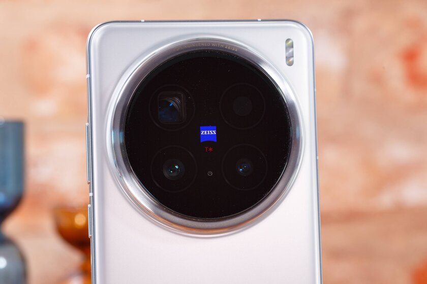 Обзор глобального Vivo X200 Pro (и сравнение с китайским): конкурентам нечем крыть — Отзыв. 2