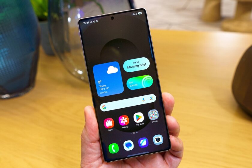 200 Мп, улучшенное охлаждение и море ИИ: Samsung показала топовый Galaxy S25 Ultra