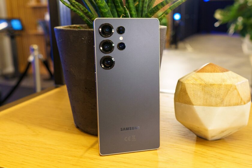 200 Мп, улучшенное охлаждение и море ИИ: Samsung показала топовый Galaxy S25 Ultra
