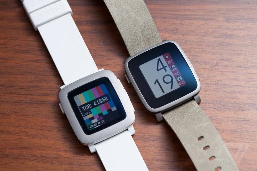 Создатель Pebble решил воскресить свои легендарные смарт-часы: у них будет экран E Ink