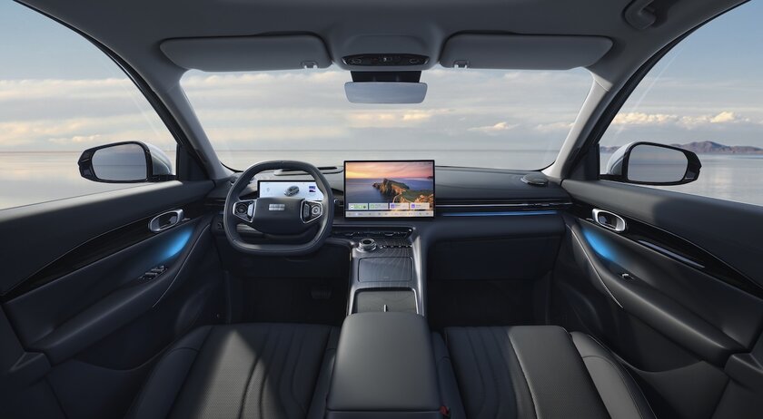 Geely представила в России электрический кроссовер EX5: с быстрой зарядкой и надёжной батареей