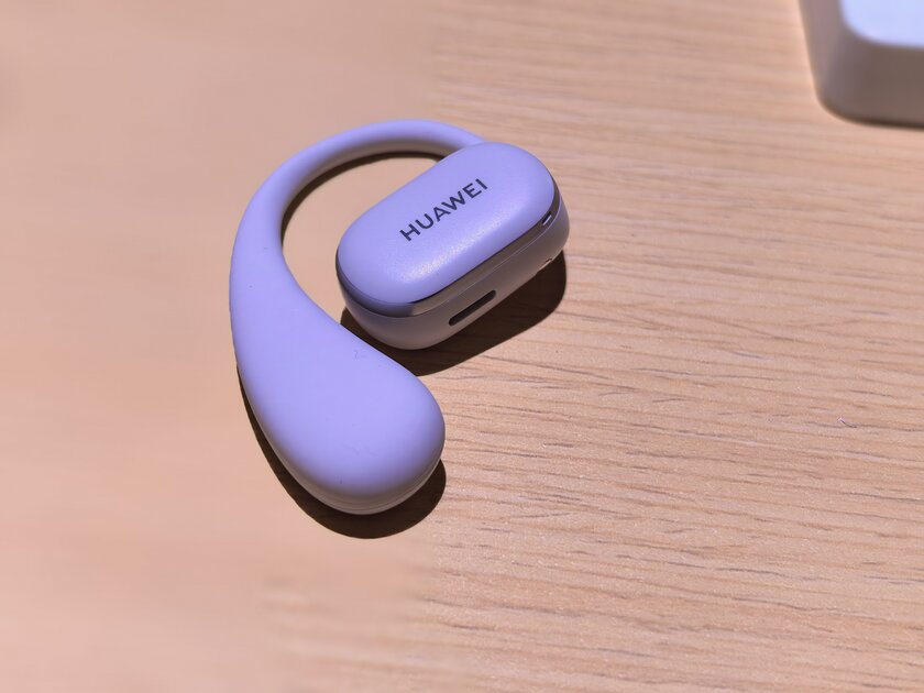 Huawei представила необычные наушники FreeArc с заушинами. Характеристики многообещающие