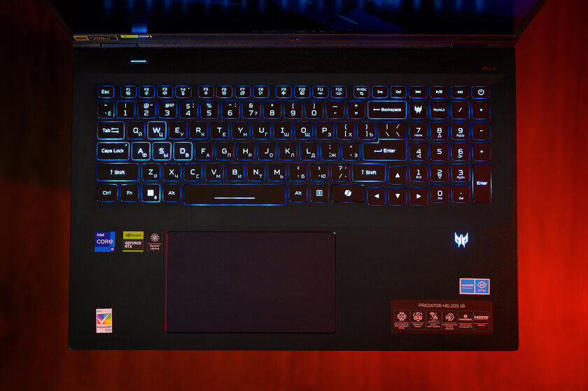 RTX 4090 и 64 ГБ ОЗУ: обзор ноутбука Acer Predator Helios 18, который мощнее большинства десктопов — Клавиатура и тачпад. 1
