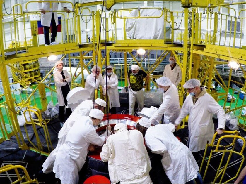 Роскосмос отправит на МКС уникальный скафандр с автоматической системой «климат-контроля»