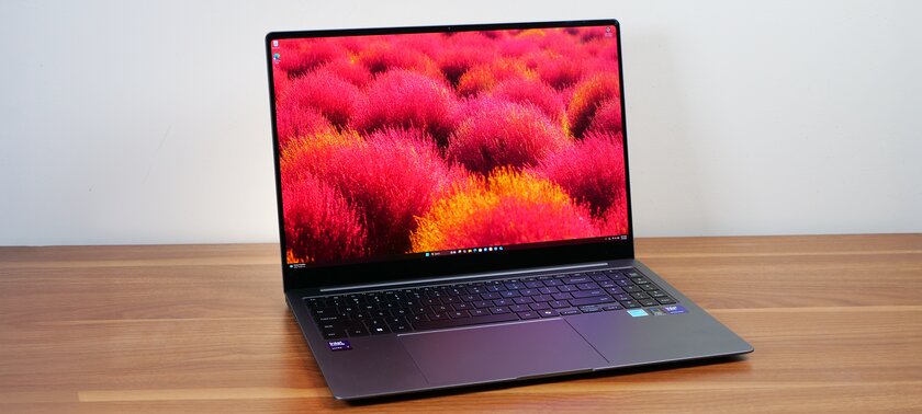 Этот ноутбук для тех, кто не признаёт MacBook — Samsung рискнула, и у неё получилось. Вот обзор